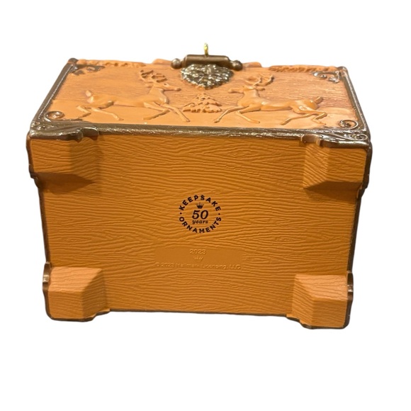 Hallmark Keepsake 50 Anniversary Member Exclusive Christmas Ornament Santa Treas - Picture 10 of 10